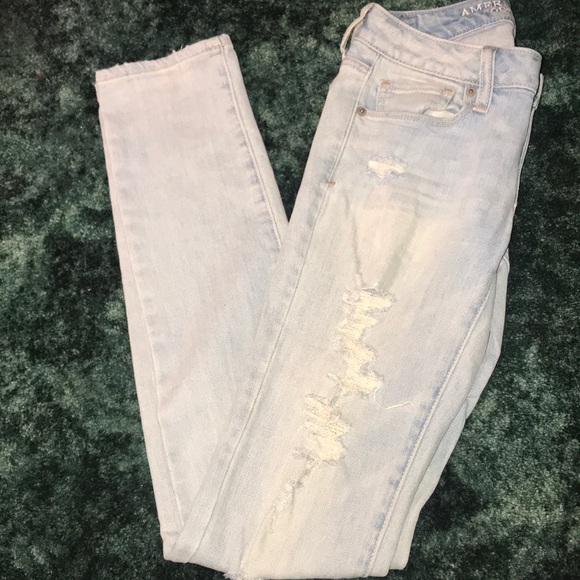 American Eagle, distressed skinny stretch jeans - Picture 2 of 2